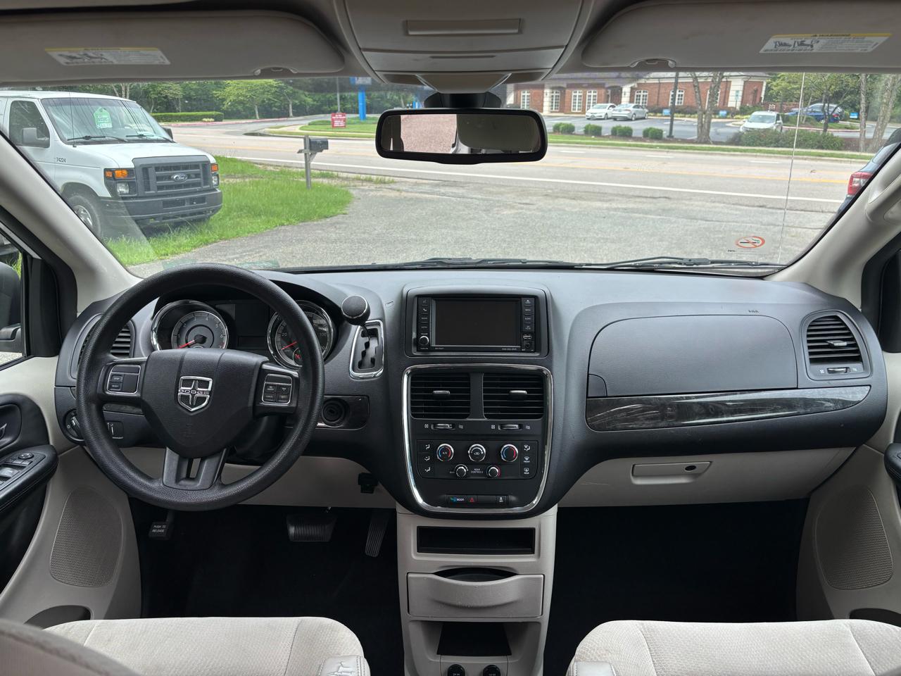 Dodge Grand Caravan SE 2019