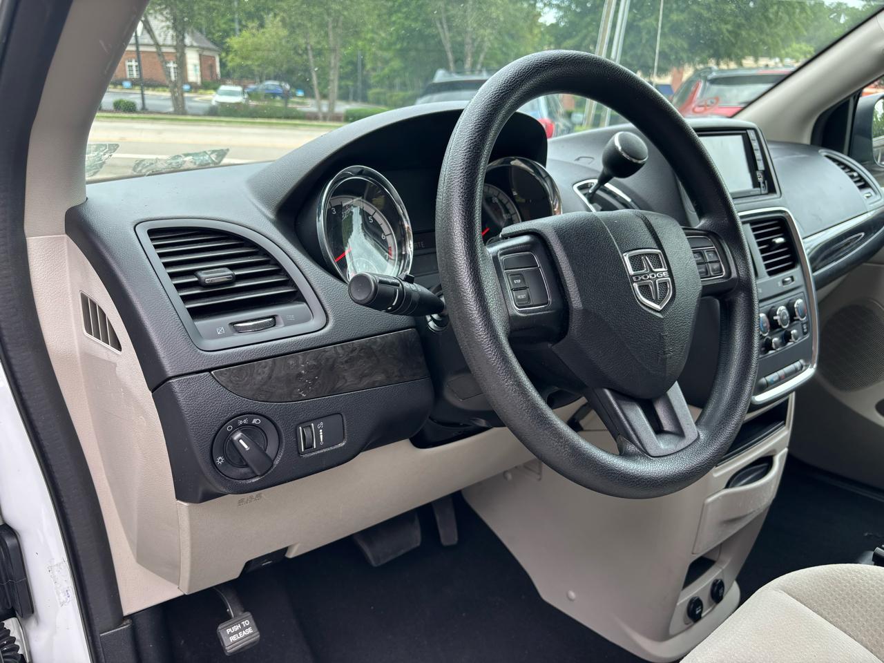 Dodge Grand Caravan SE 2019