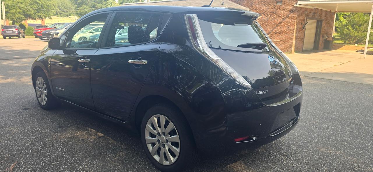 Nissan Leaf S 2015