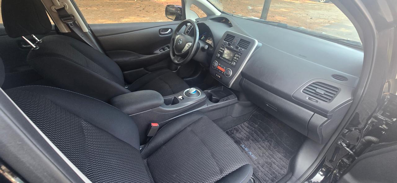 Nissan Leaf S 2015