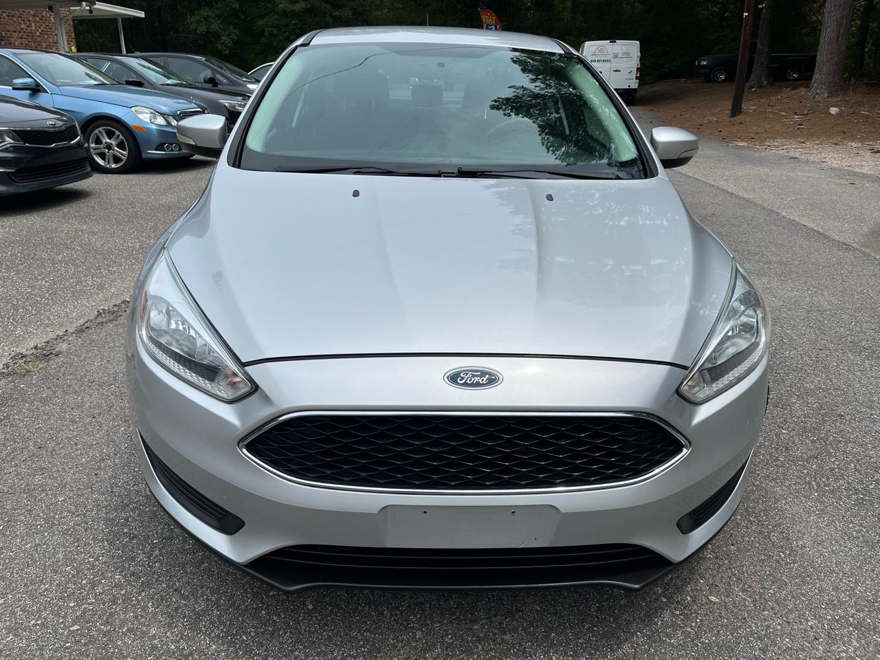 Ford Focus SE Sedan 2016