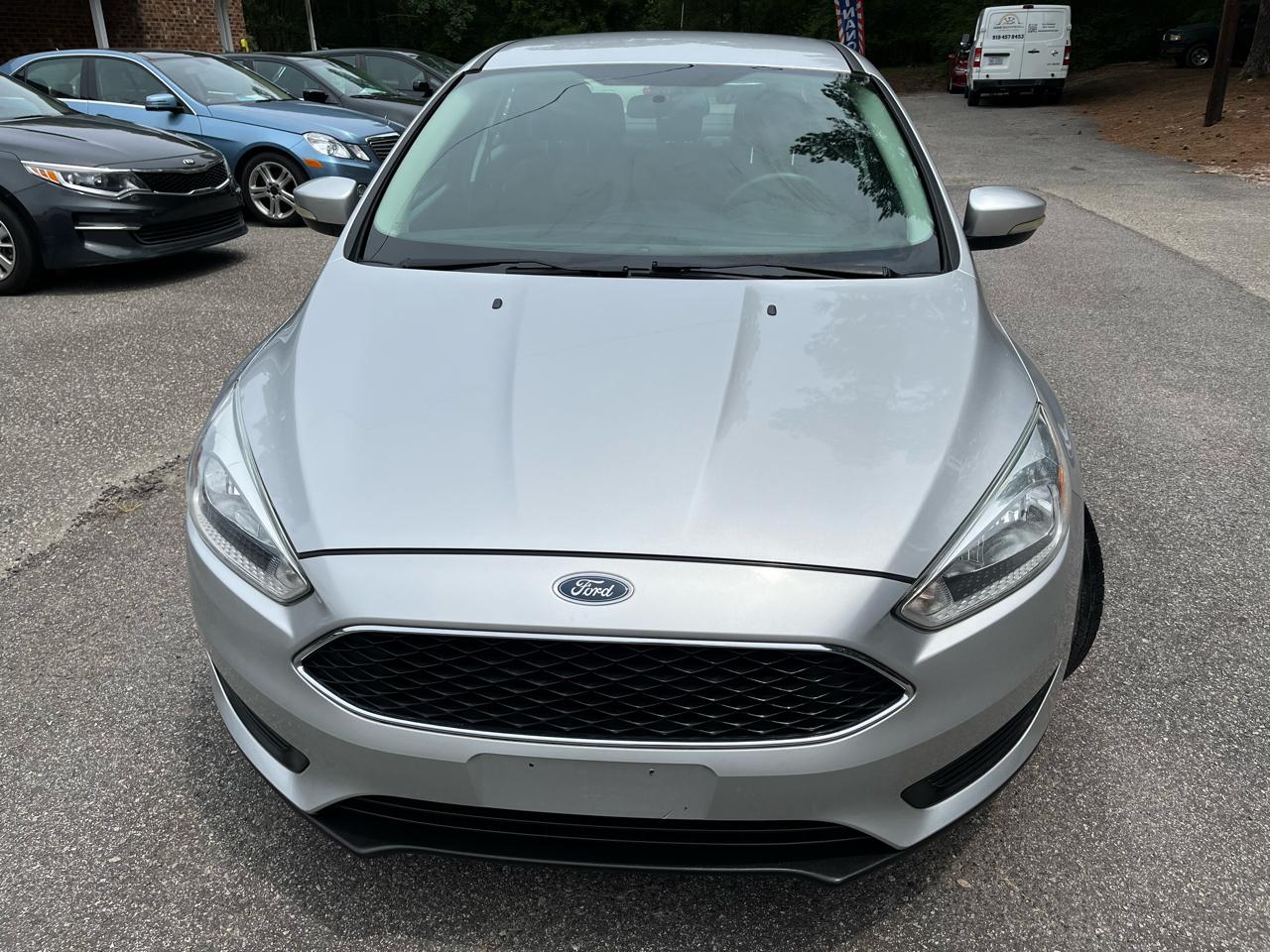 Ford Focus SE Sedan 2016
