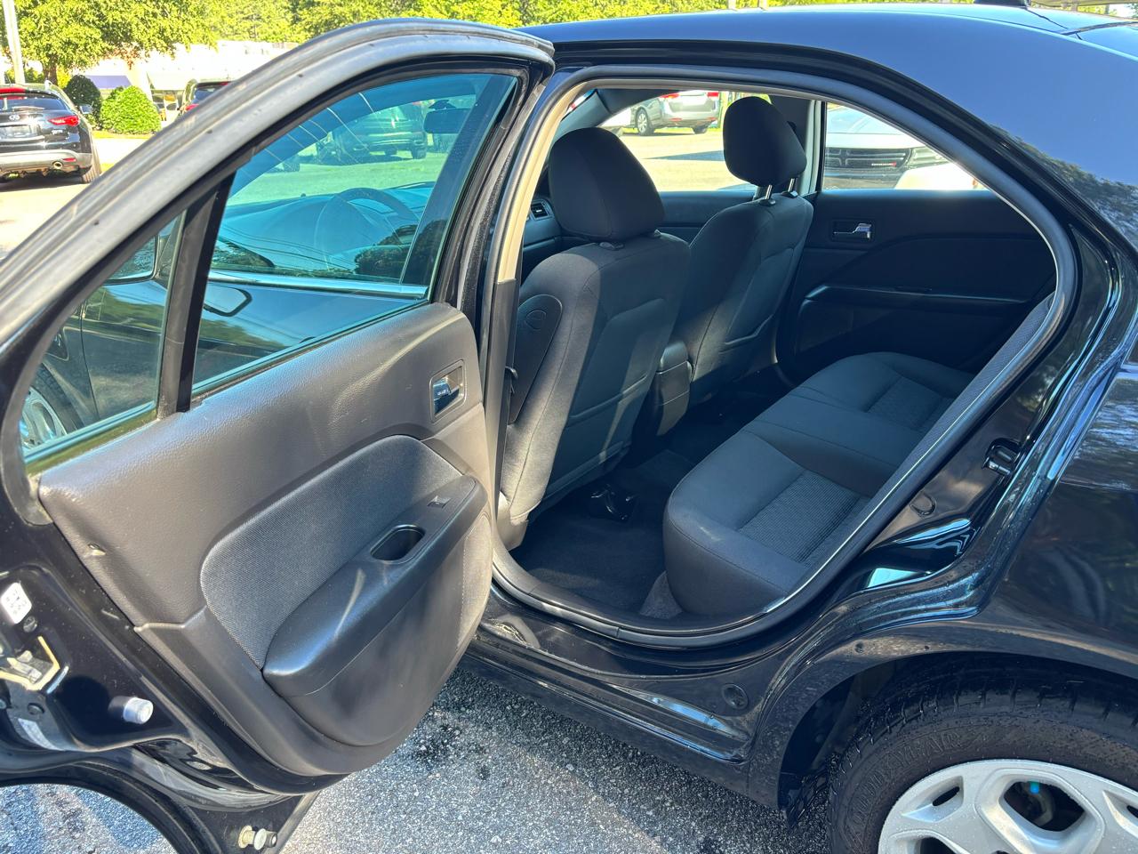 Ford Fusion SE 2010