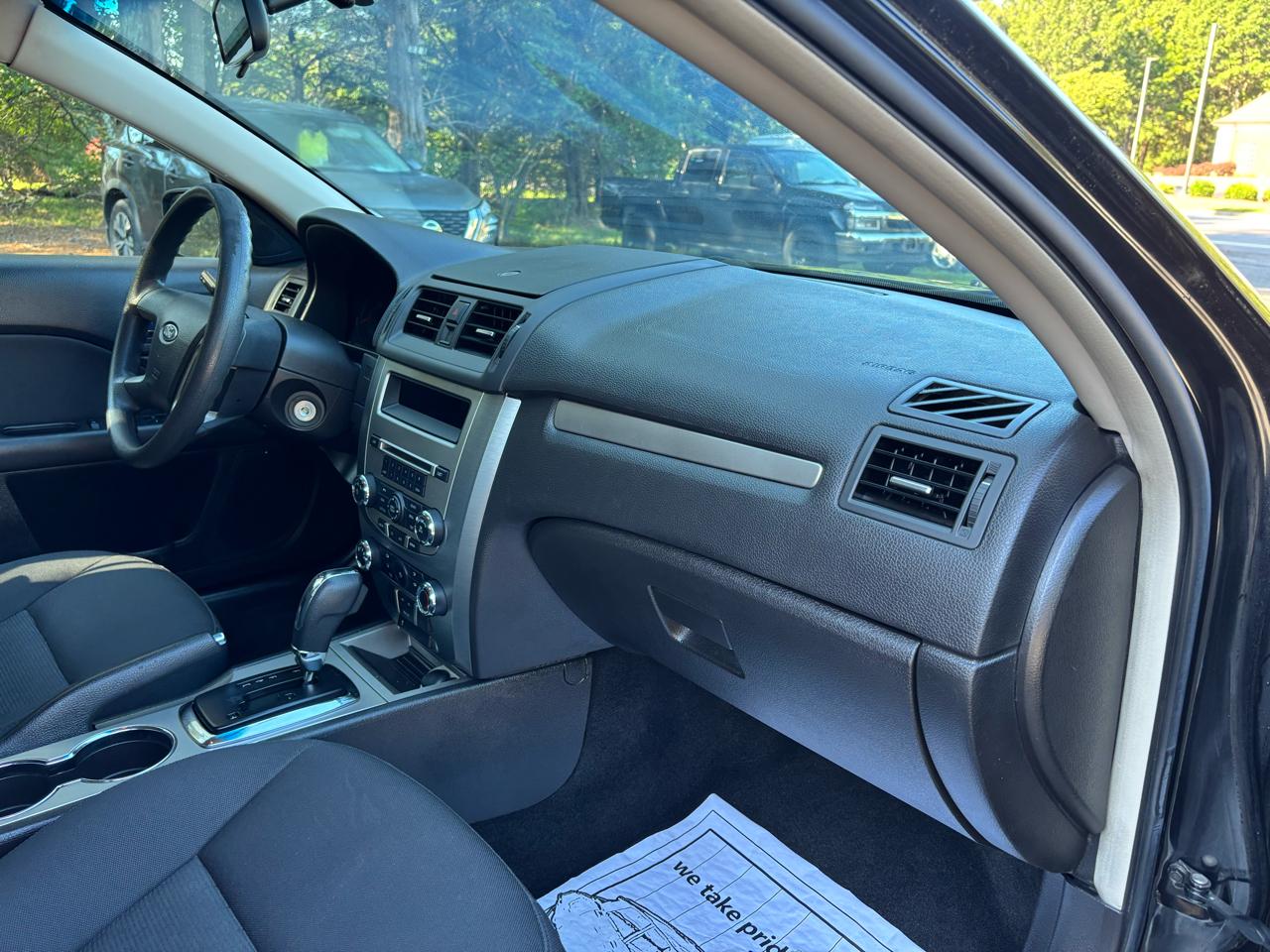 Ford Fusion SE 2010