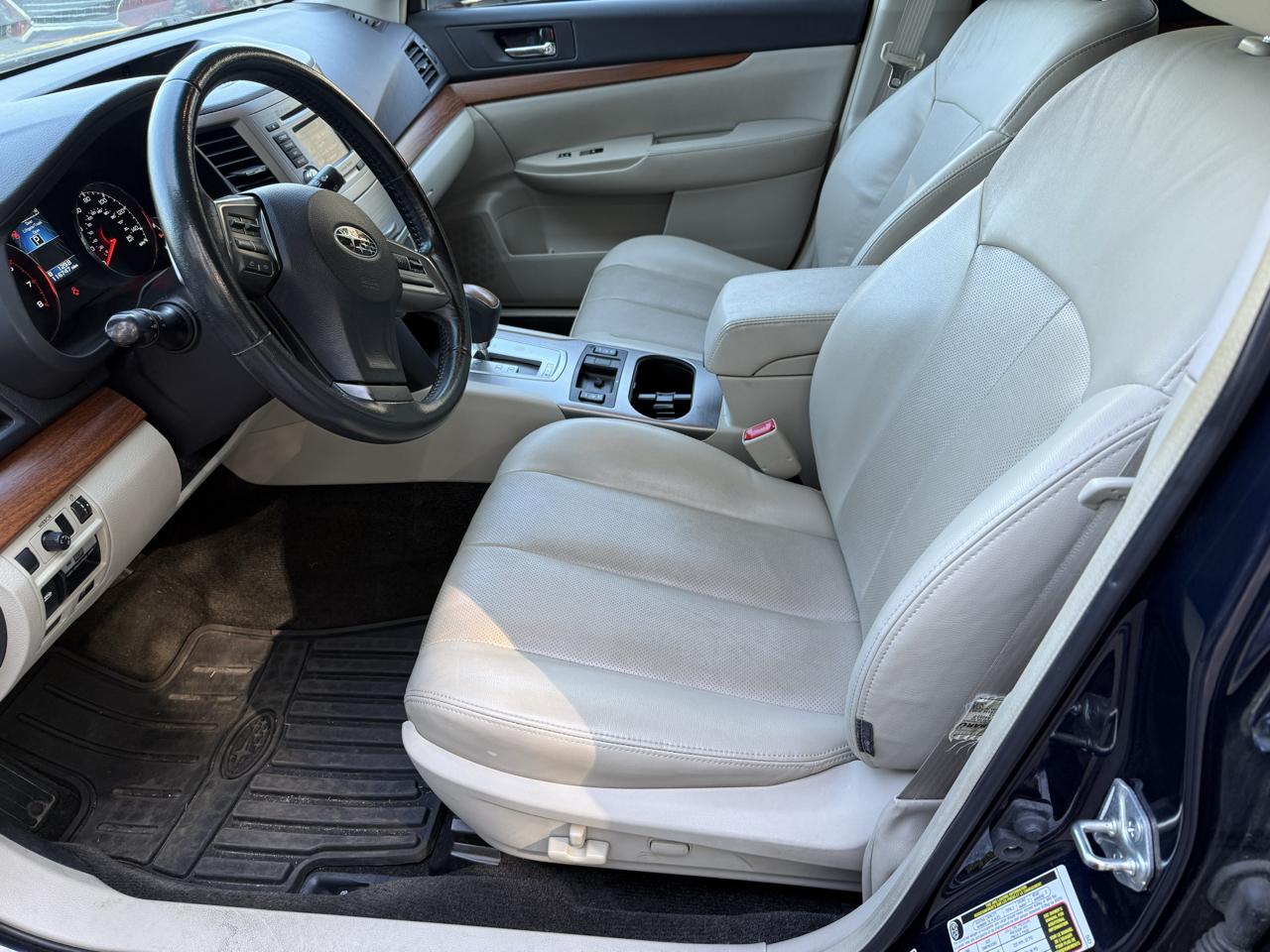 Subaru Outback 2.5i Limited 2013