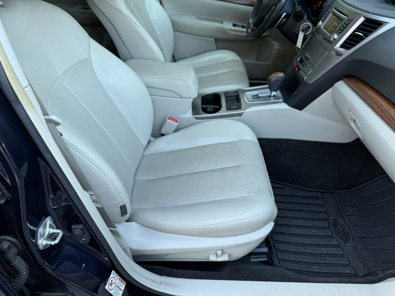 Subaru Outback 2.5i Limited 2013