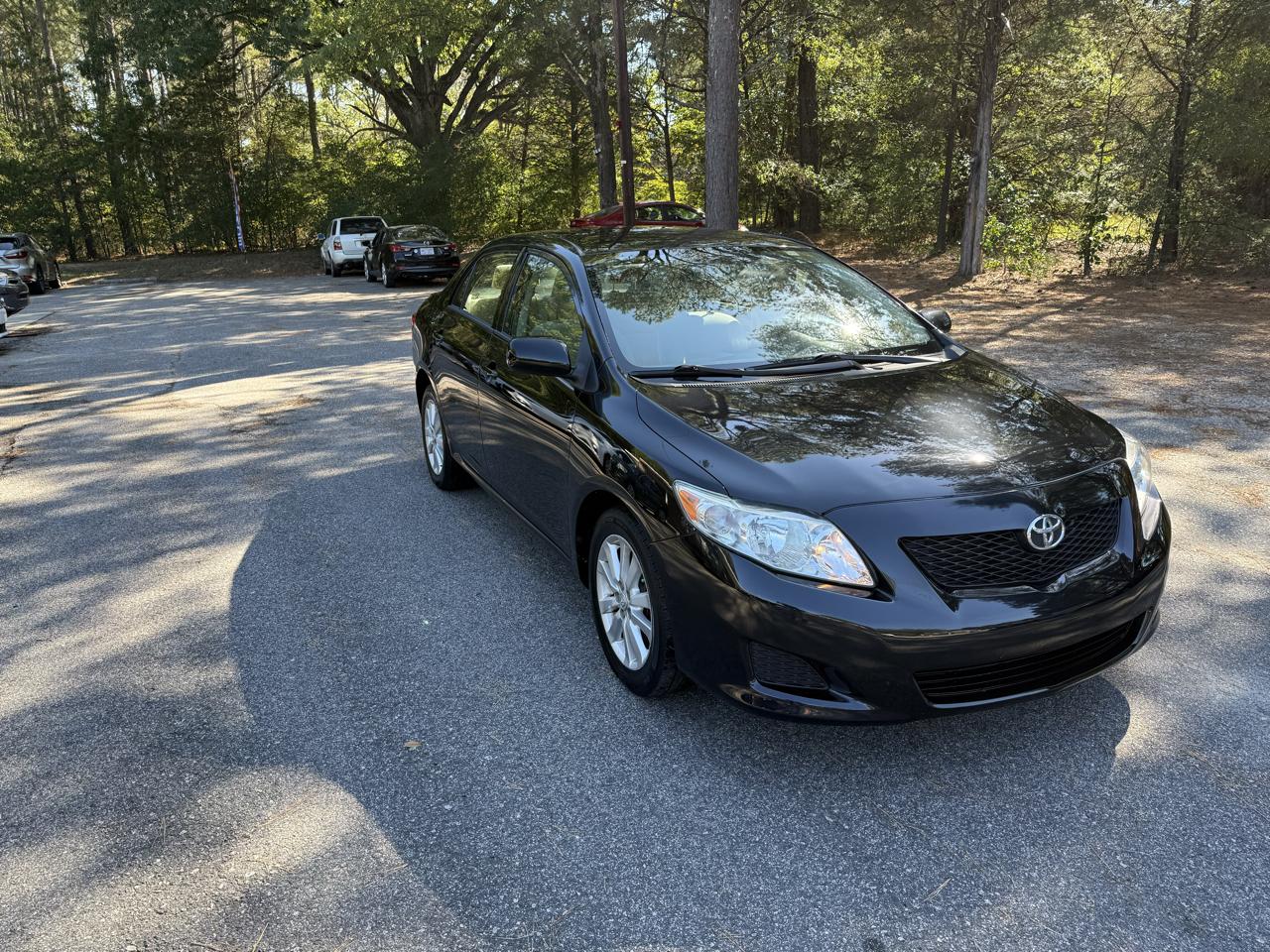 Toyota Corolla Base 4-Speed AT 2009