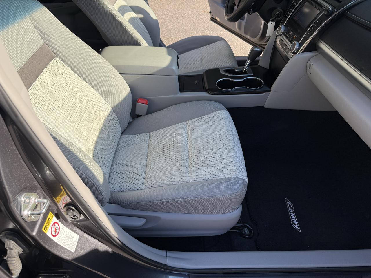 Toyota Camry LE 4D Sedan 2013