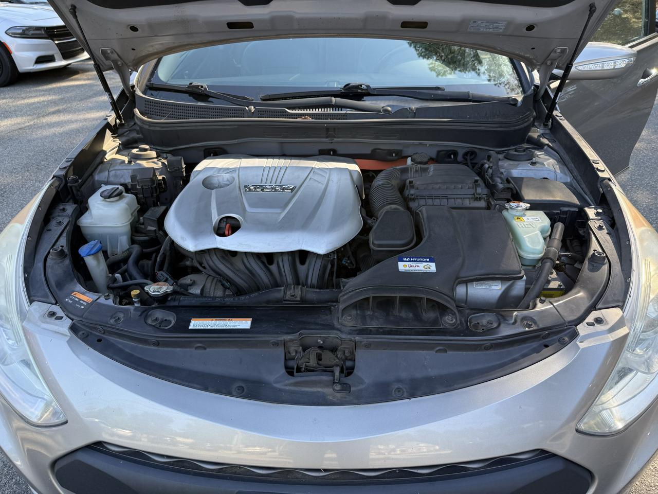 Hyundai Sonata Hybrid Sedan 2013