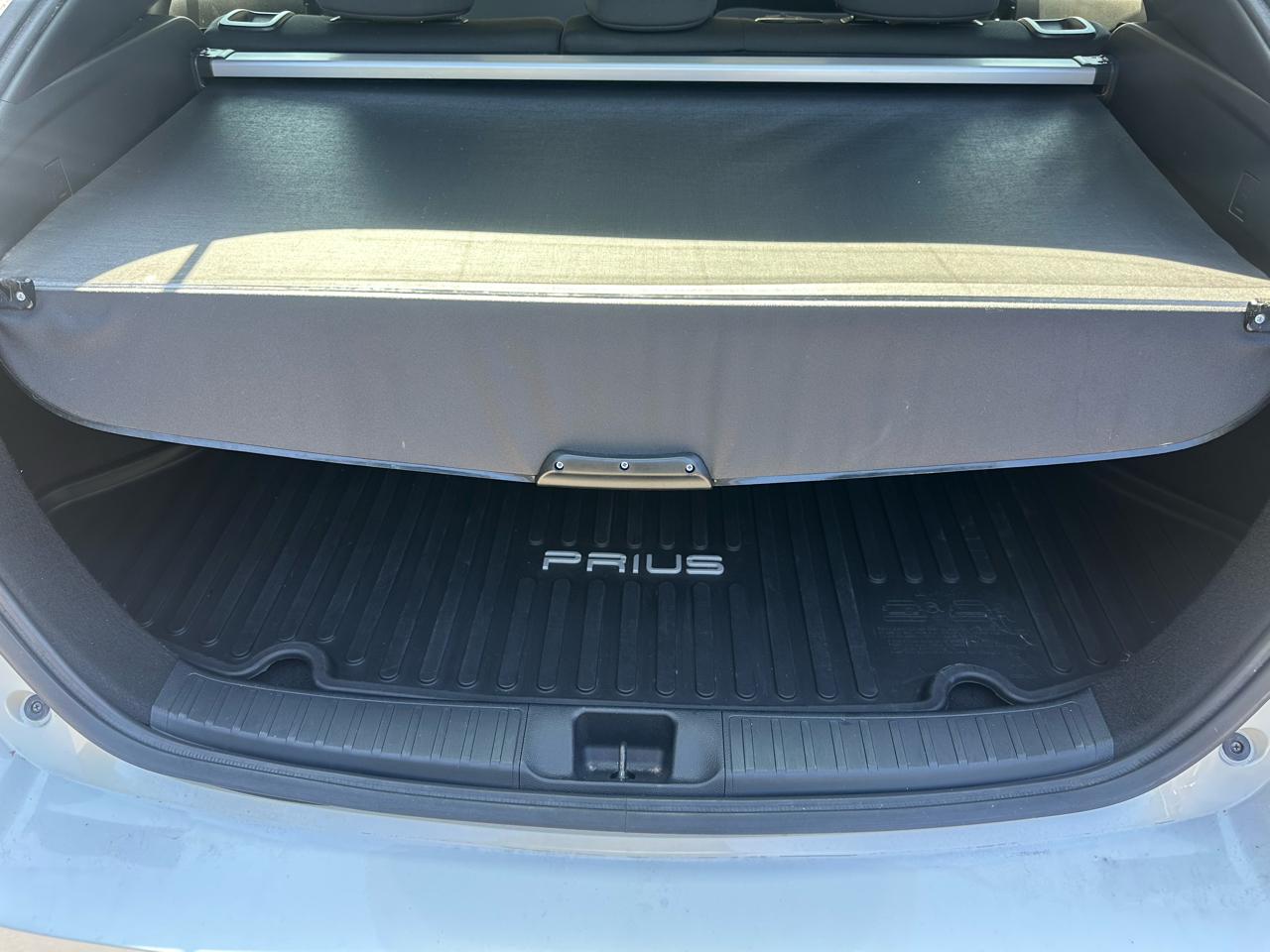 Toyota Prius LE 2022