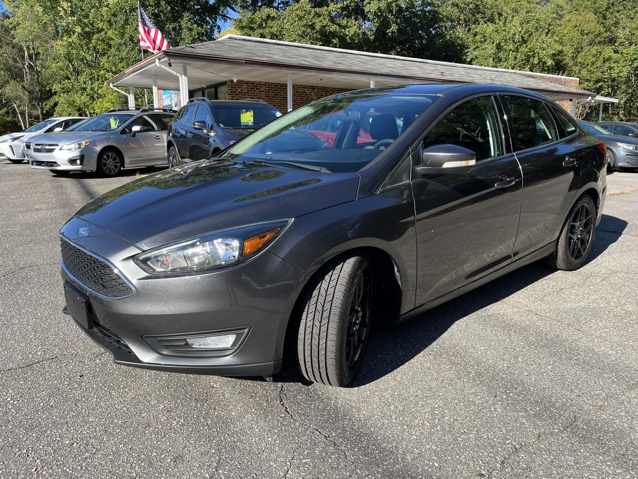 Ford Focus 4dr Sdn SE Comfort 2016