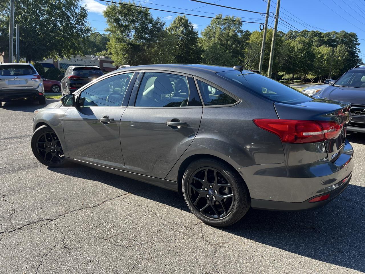 Ford Focus 4dr Sdn SE Comfort 2016