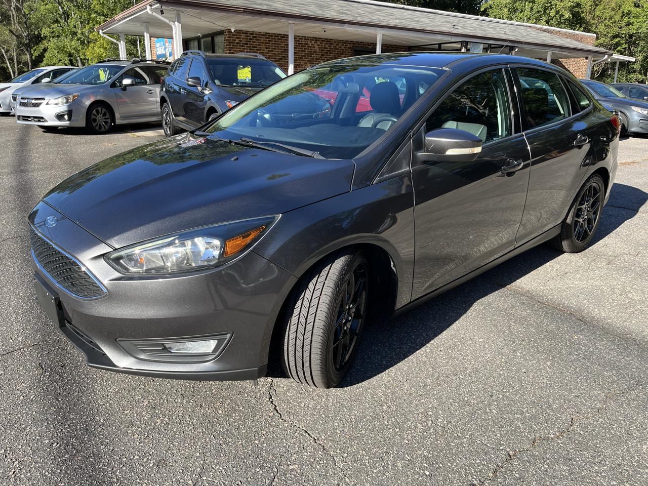 Ford Focus 4dr Sdn SE Comfort 2016