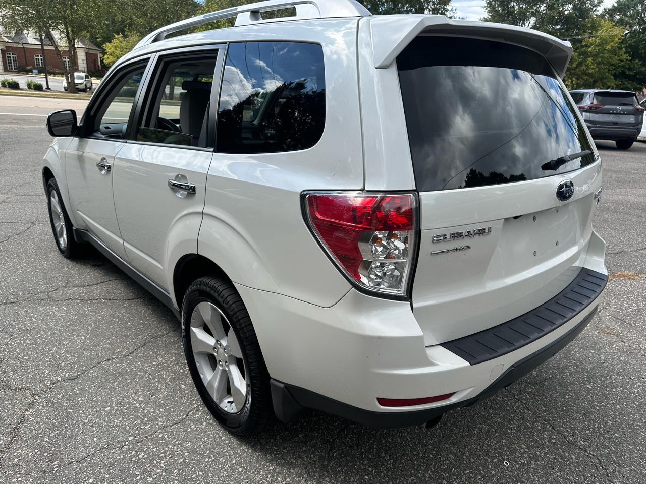Subaru Forester 2.5XT Limited 2011