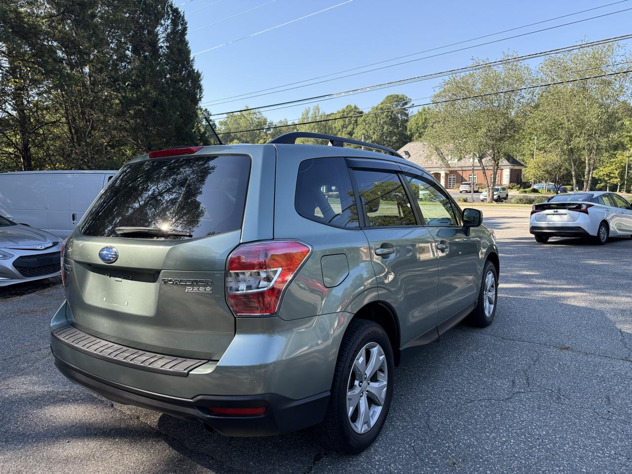 Subaru Forester 2.5i Premium 2015