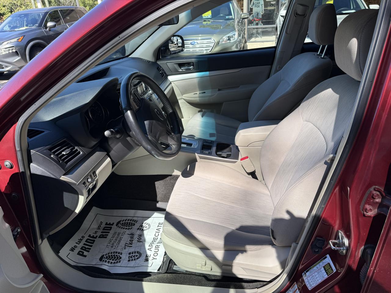 Subaru Outback 2.5i Premium 2013