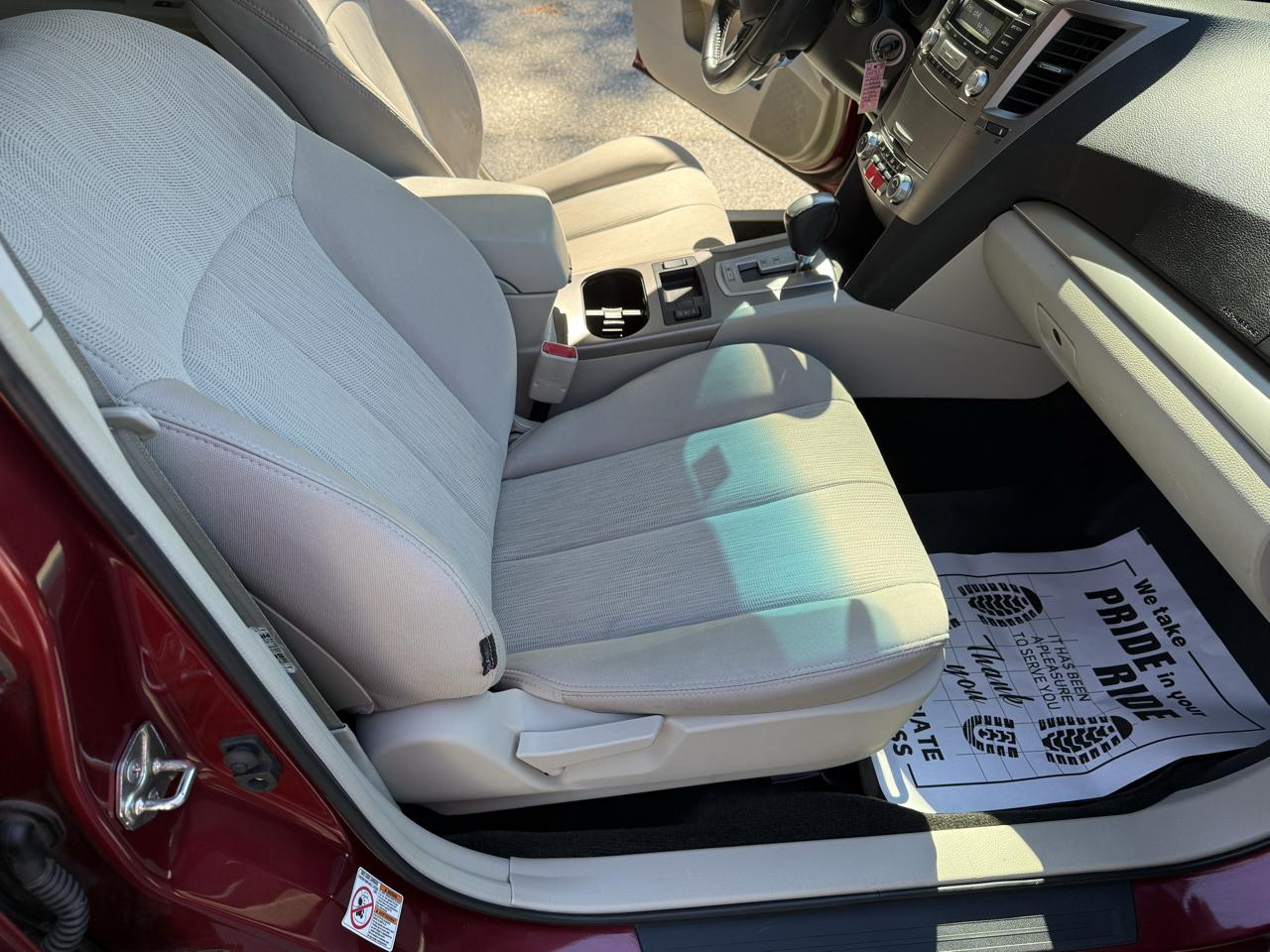 Subaru Outback 2.5i Premium 2013
