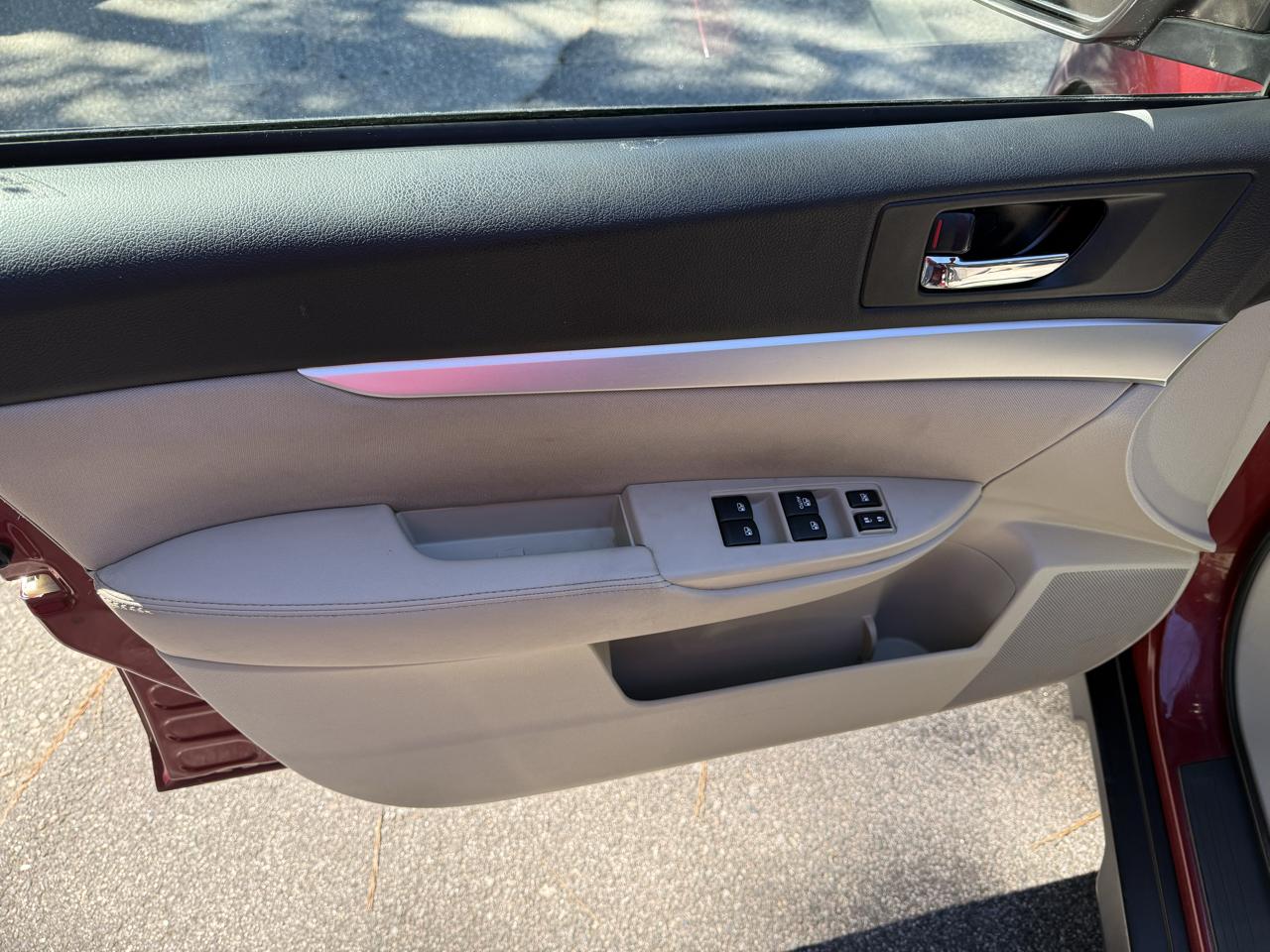 Subaru Outback 2.5i Premium 2013