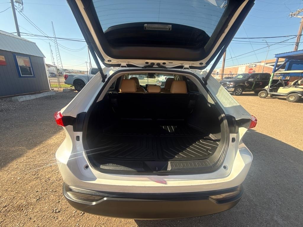 Toyota Venza LE 2021
