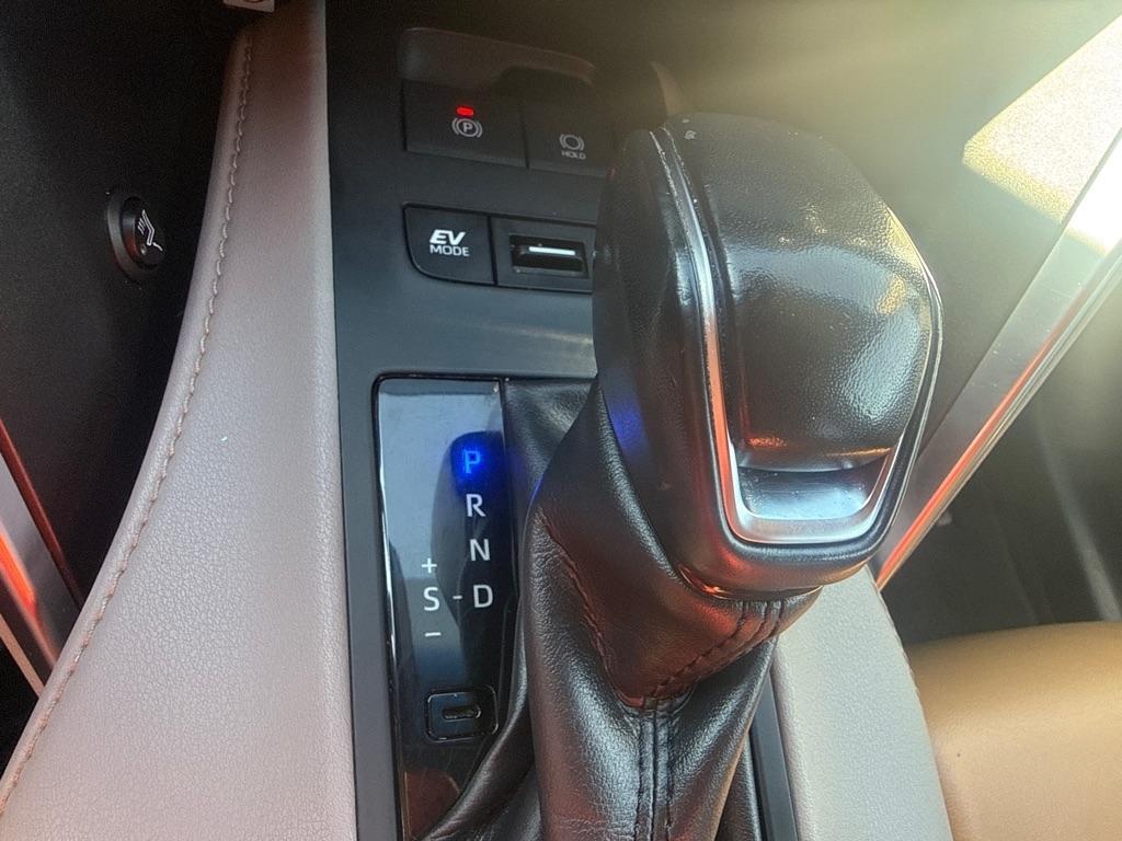 Toyota Venza LE 2021