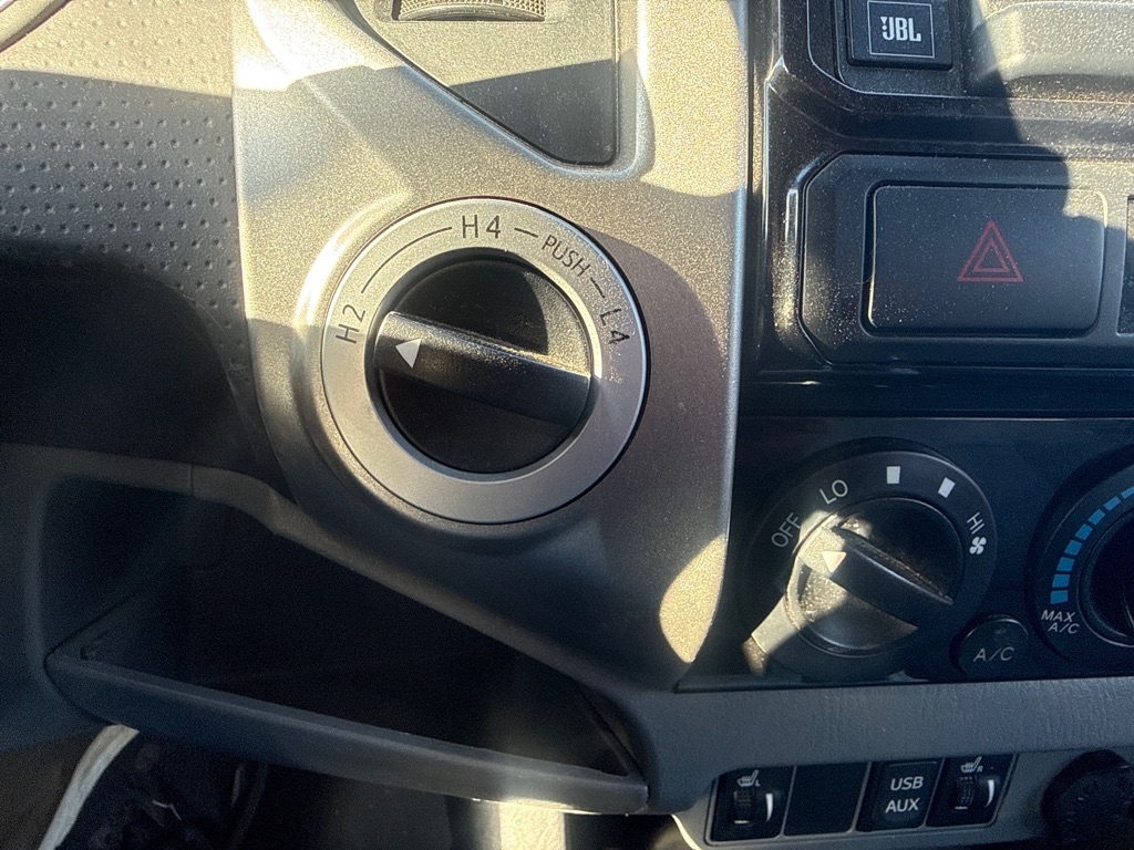 Toyota Tacoma Double Cab Long Bed V6 5AT 4WD 2014