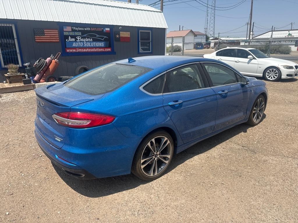 Ford Fusion Titanium 2020