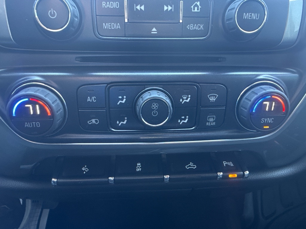 Chevrolet Silverado 1500 LT Crew Cab 2WD 2015