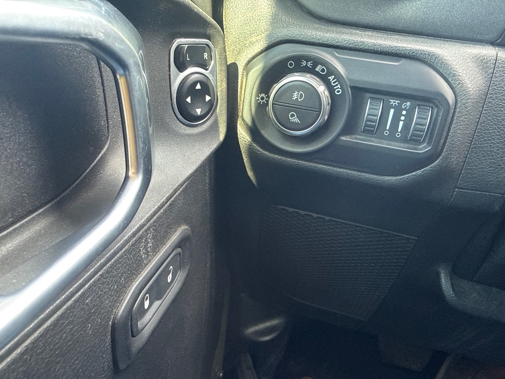 Jeep Gladiator Mojave 2021