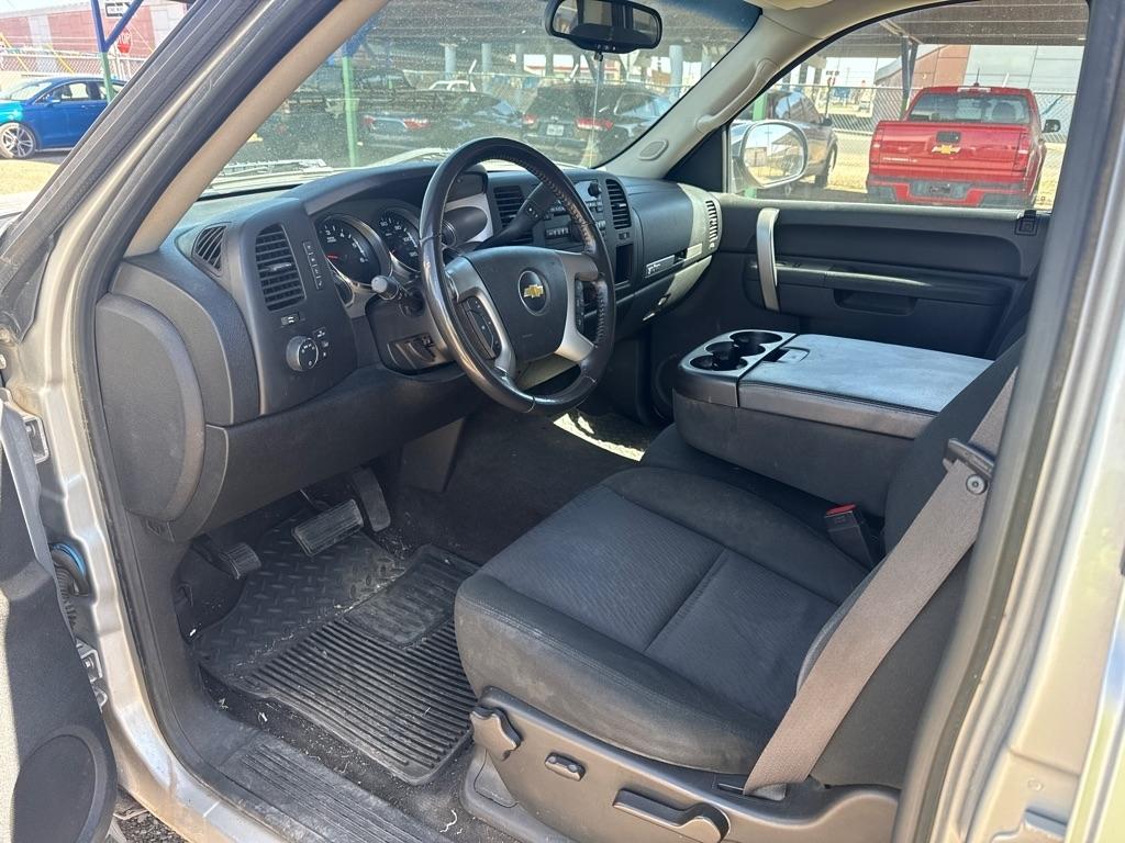 Chevrolet Silverado 1500 LT Crew Cab 4WD 2011