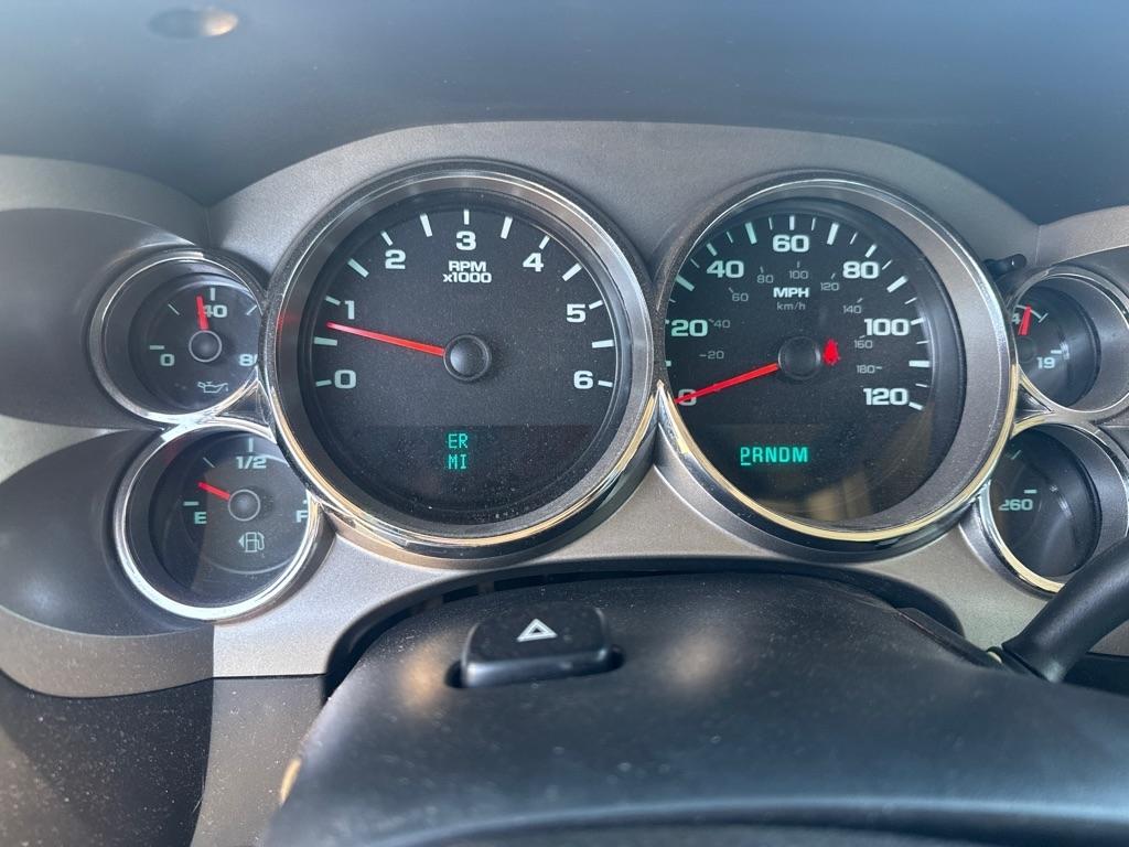 Chevrolet Silverado 1500 LT Crew Cab 4WD 2011