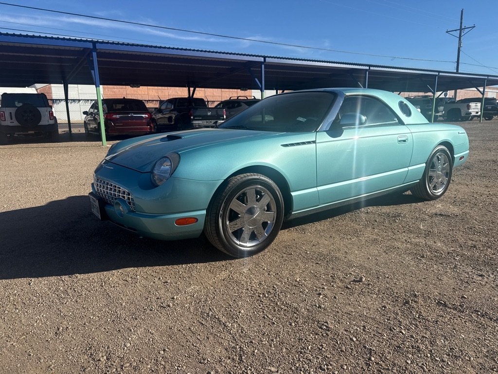 Ford Thunderbird Deluxe 2002