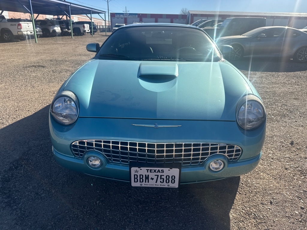 Ford Thunderbird Deluxe 2002