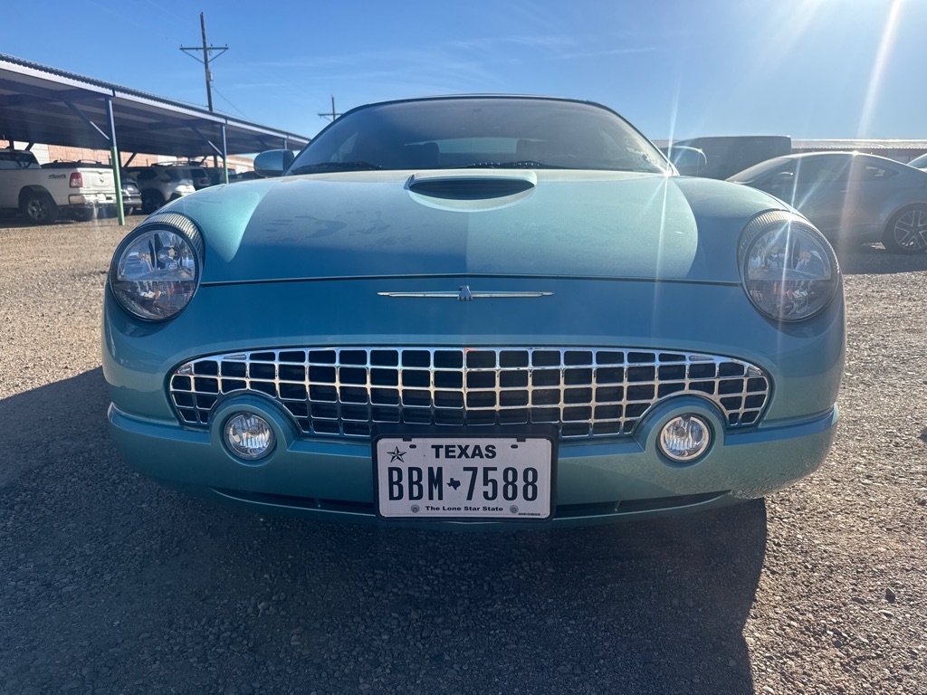 Ford Thunderbird Deluxe 2002