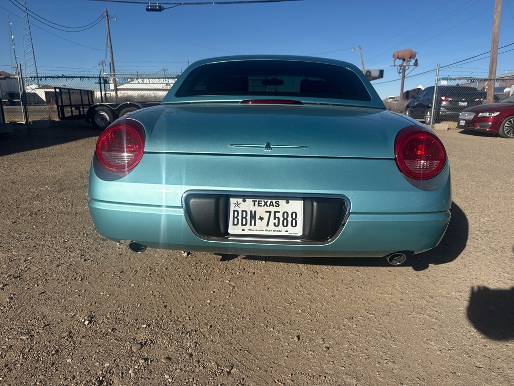 Ford Thunderbird Deluxe 2002