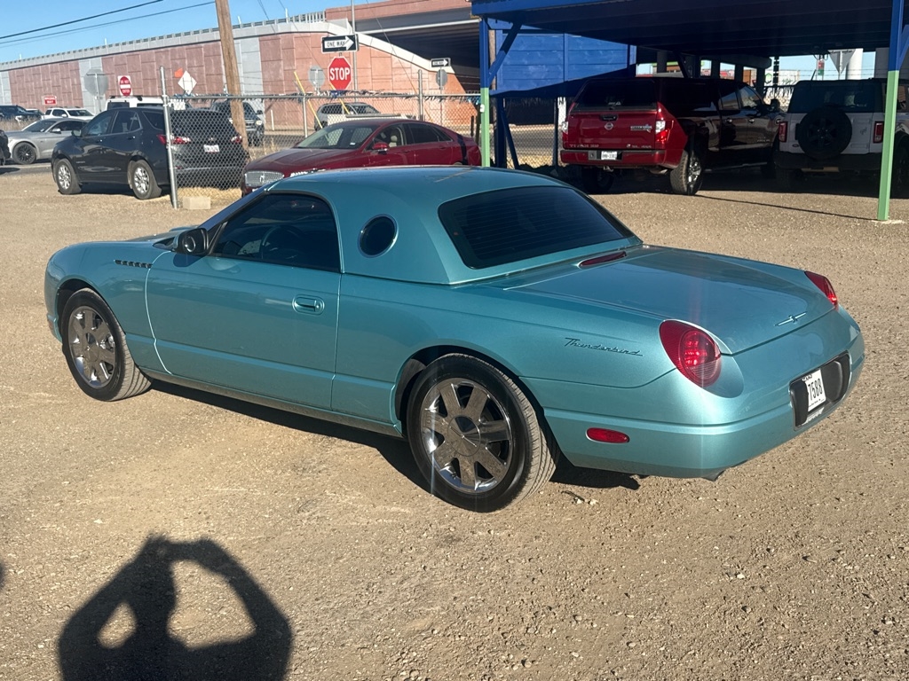 Ford Thunderbird Deluxe 2002