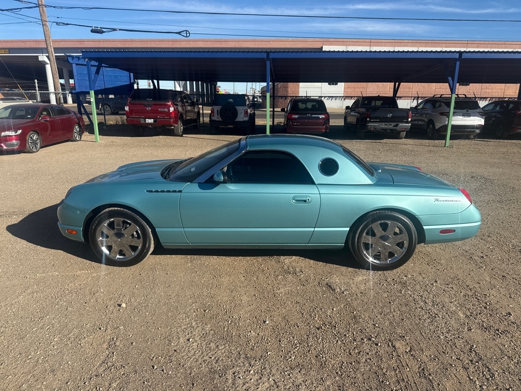 Ford Thunderbird Deluxe 2002