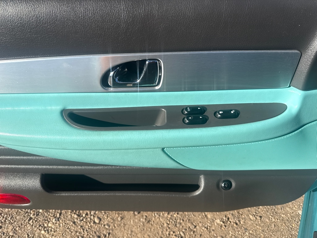 Ford Thunderbird Deluxe 2002