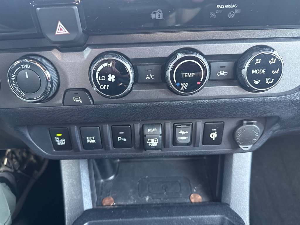 Toyota Tacoma SR5 Double Cab Long Bed V6 6AT 4WD 2018