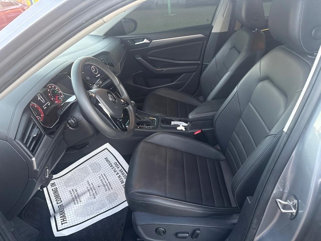 Volkswagen Jetta 1.4T S 8A 2021