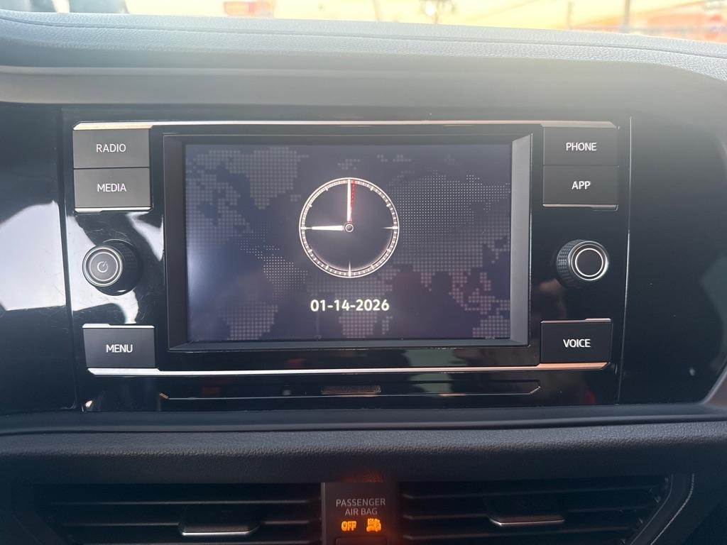 Volkswagen Jetta 1.4T S 8A 2021