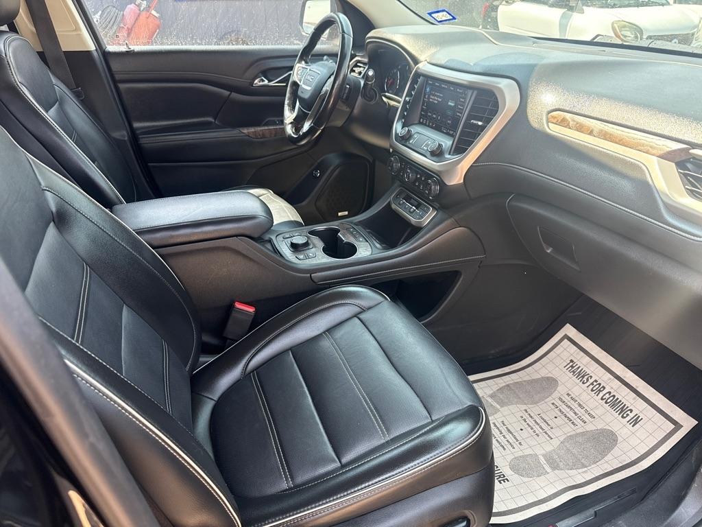 GMC Acadia Denali 2021