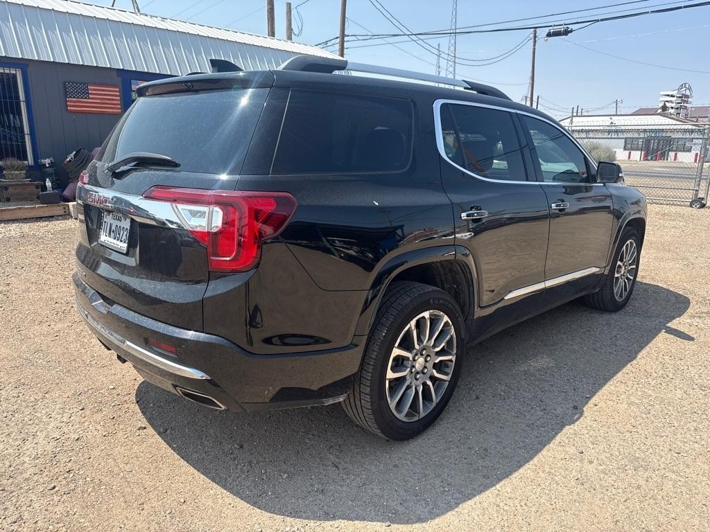 GMC Acadia Denali 2021