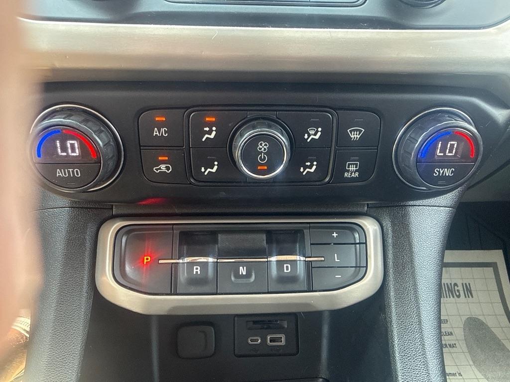 GMC Acadia Denali 2021