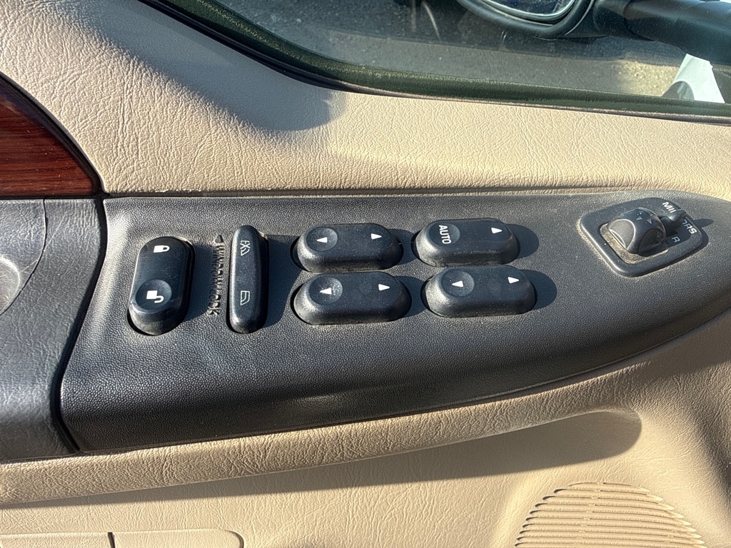 Ford Excursion Eddie Bauer 6.0L 4WD 2005