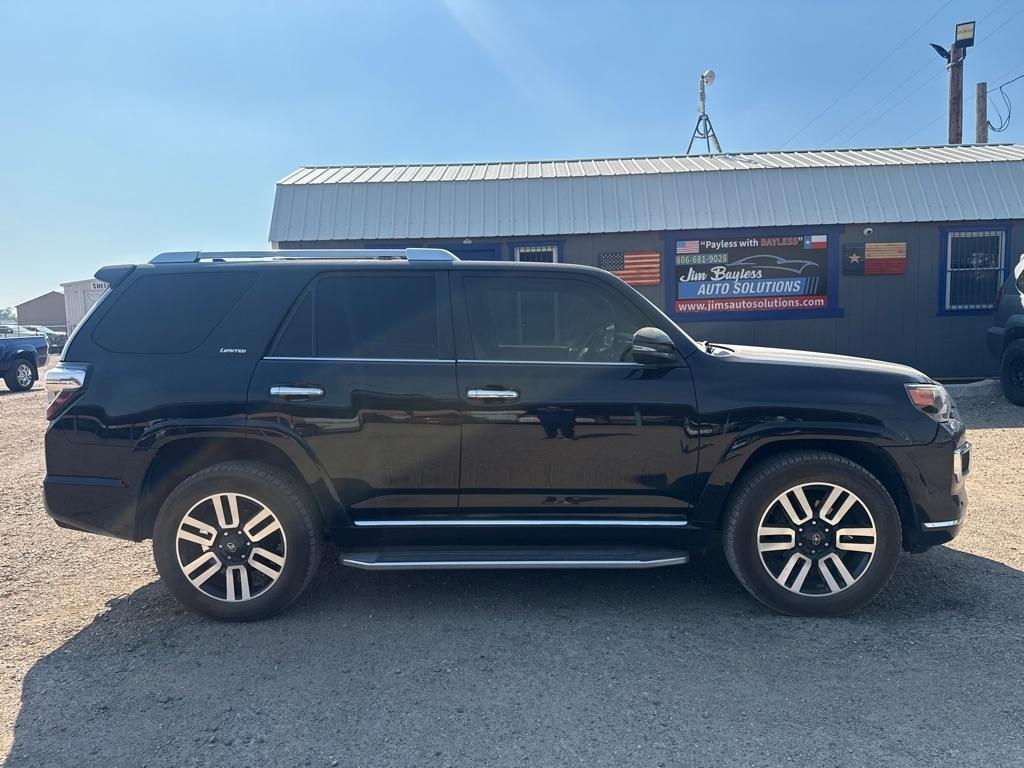 Toyota 4Runner SR5 4WD 2015