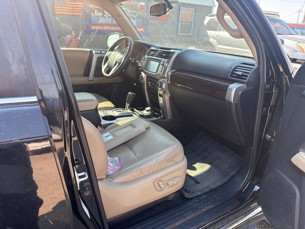 Toyota 4Runner SR5 4WD 2015