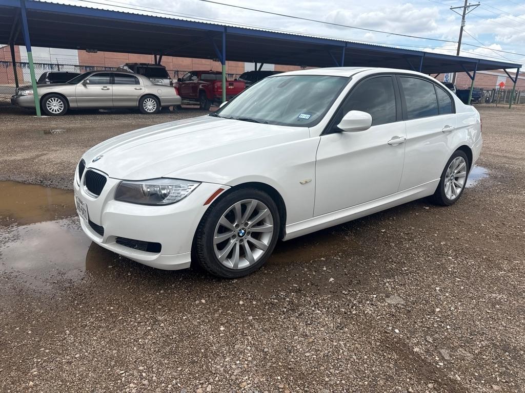 BMW 3-Series 328i 2011