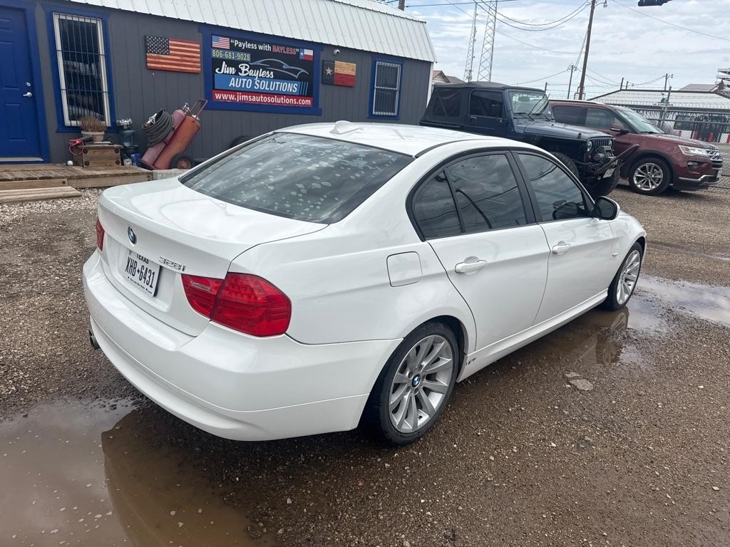 BMW 3-Series 328i 2011