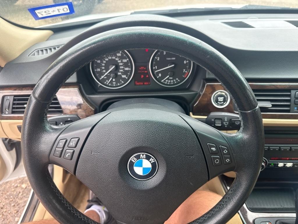 BMW 3-Series 328i 2011