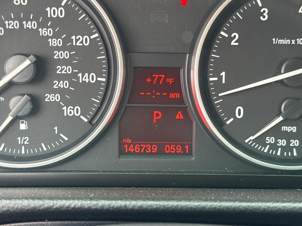 BMW 3-Series 328i 2011